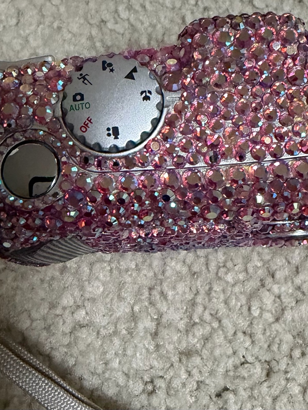 Kodak EasyShare CX6330 Pink Crystal Embellished Digital Camera - Picture 4 of 7